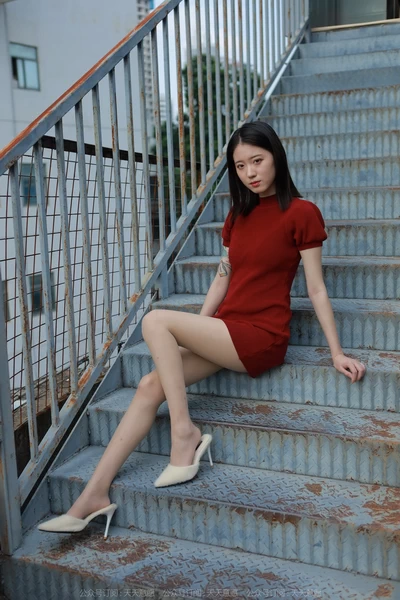 [IESS异思趣向]丝享家 1222 红龙《新人报道》