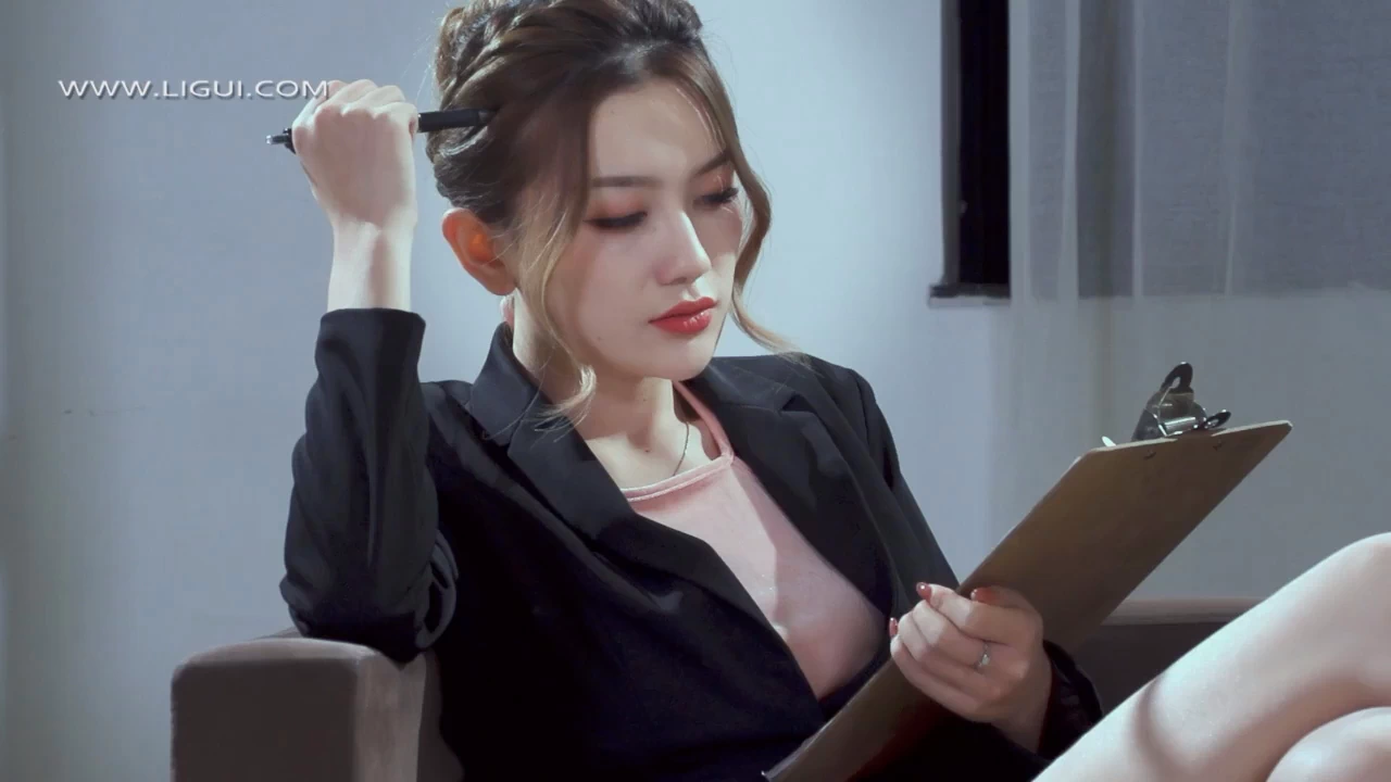 [Ligui丽柜]《肚兜的诱惑》甜甜