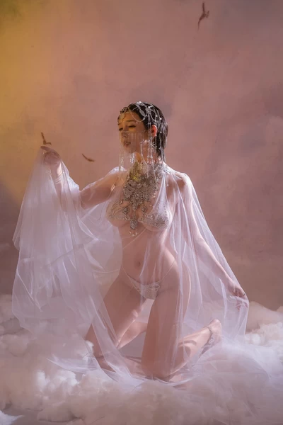 云溪溪 – NO.046 奶桃-Iceland spar冰洲石