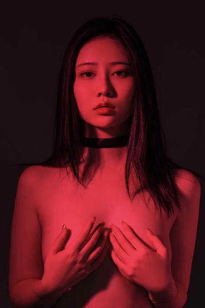 年年nnian – NO.010 炽天使