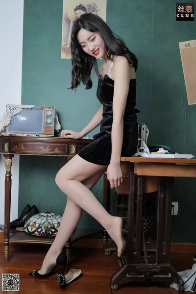 丝慕写真 SM127 天天一元 佳佳 – 魅惑
